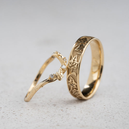 Evergreen Vows Matching Band Set – Engraved Ivy Leaves