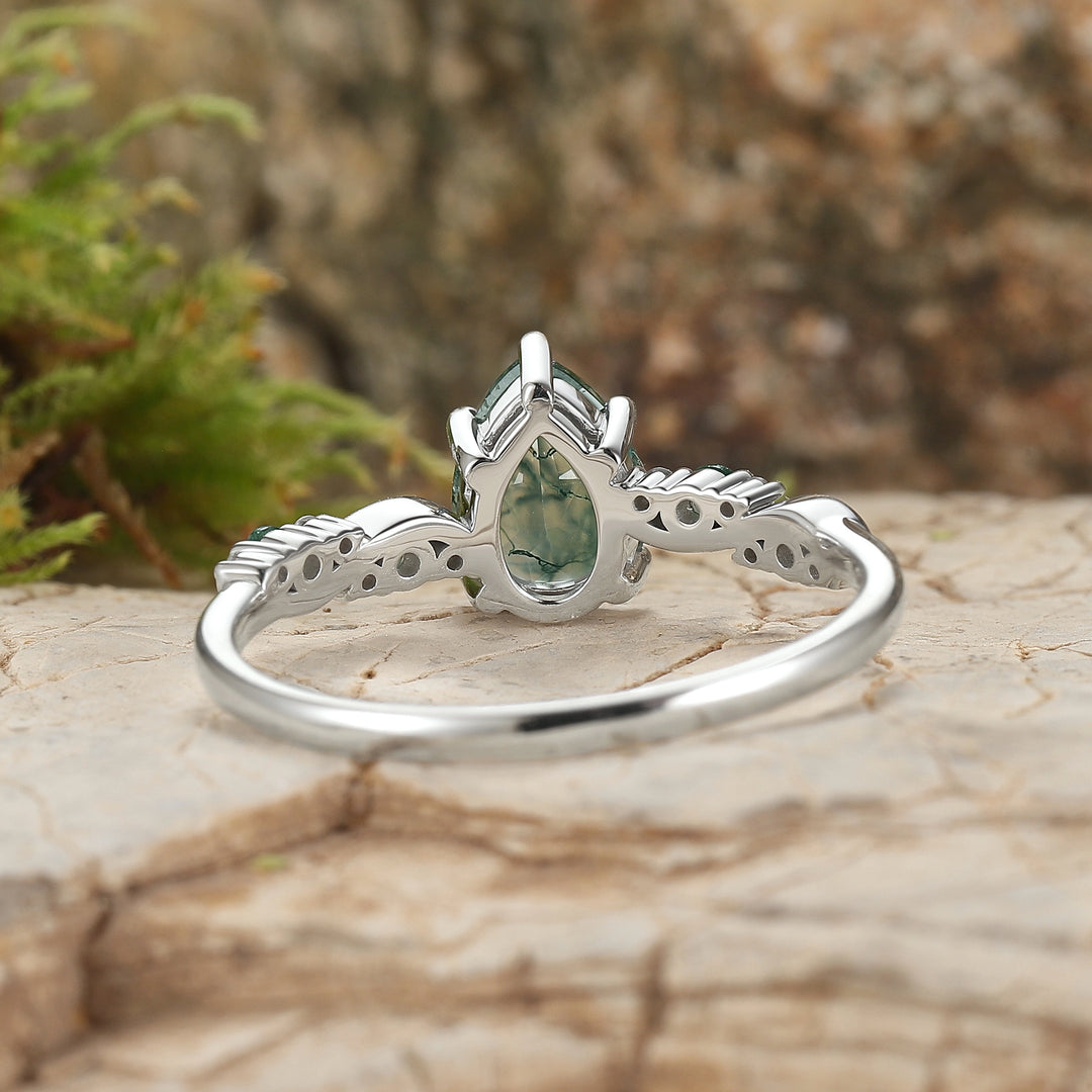 Nature Pear Cut Moss Agate Vine Engagement Ring