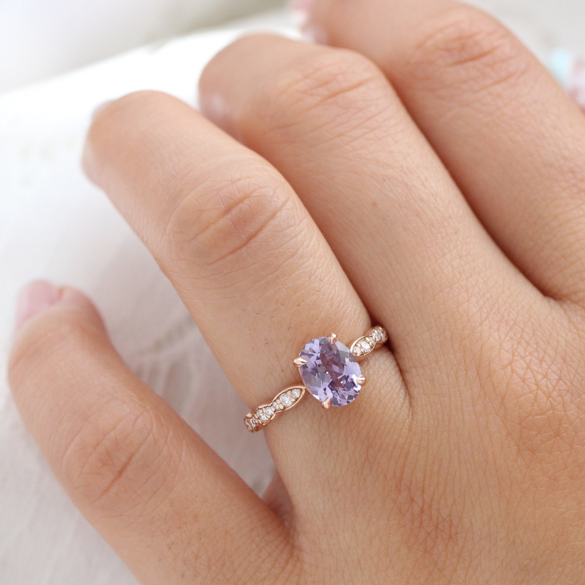 1.75 Ct Oval Lavender Purple Sapphire Ring in 14k Rose Gold Low Profile Ring, Size 6.25