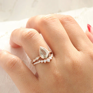 2.96 Ct Pastel Sea-foam Green Sapphire Ring in 14k Rose Gold Bezel Scalloped Diamond, Size 6.25