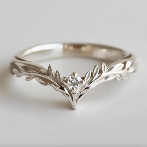 Angel’s Garden | Moissanite Leaf Motif Wedding Band