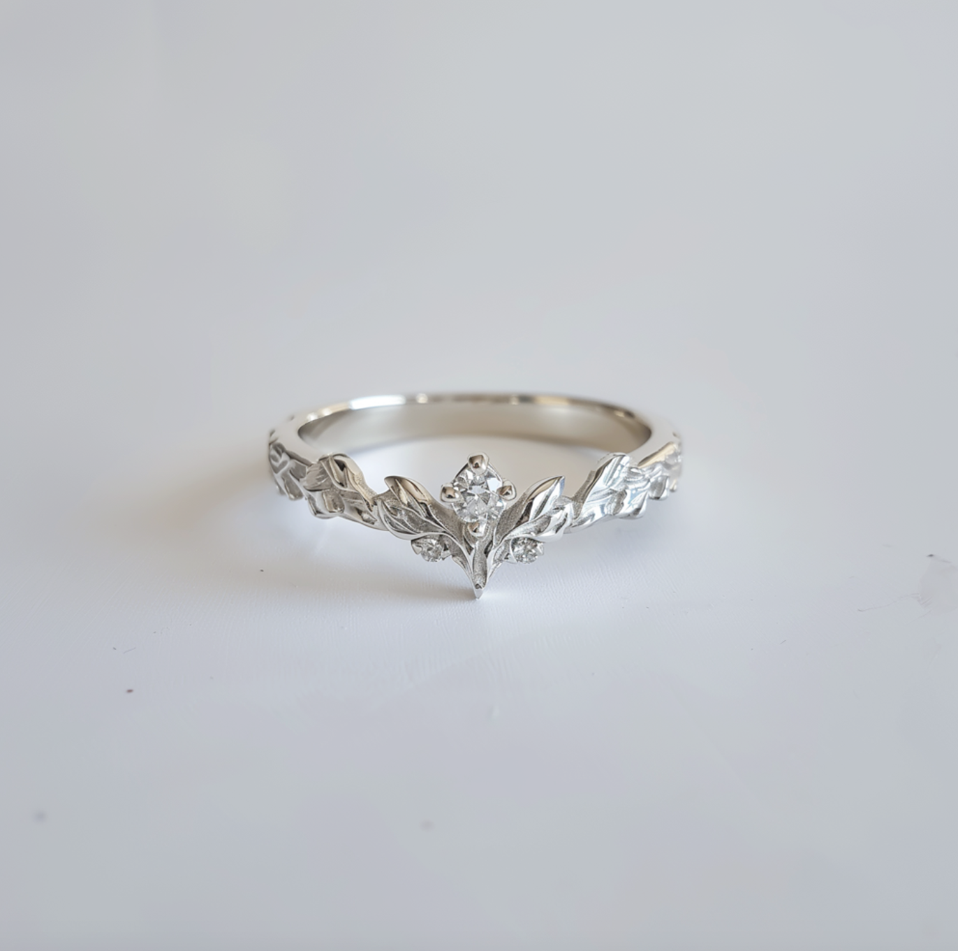 Angel’s Garden | Diamond Leaf Motif Wedding Band