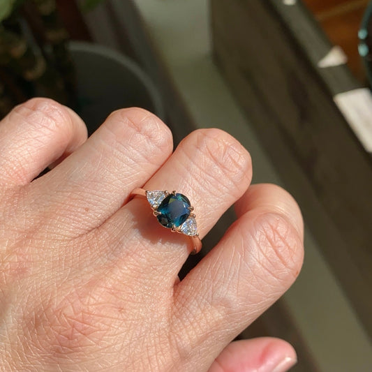 1.93 Ct. Oval Teal Green Sapphire Ring in 14k Rose Gold 3 Stone Ring, Size 6.25