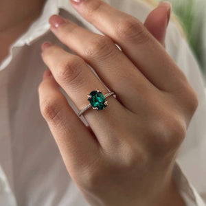 Vintage Oval Shaped Emerald Rose Gold Ring