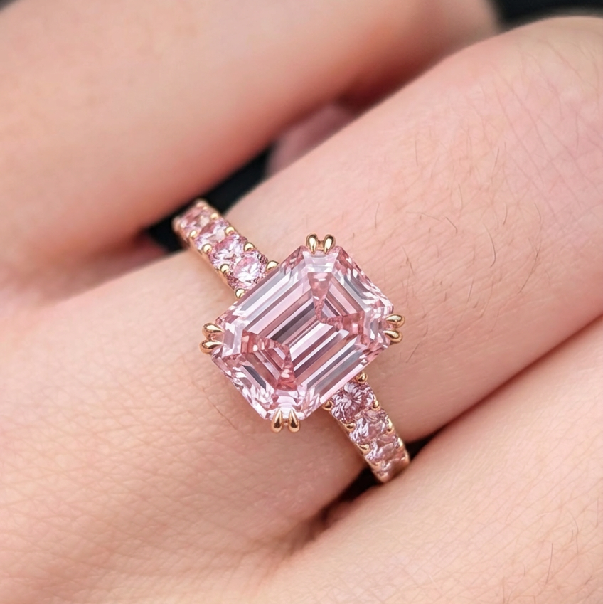 Camilla‘s Geometry Ring | A Secret Glasshouse in Pink