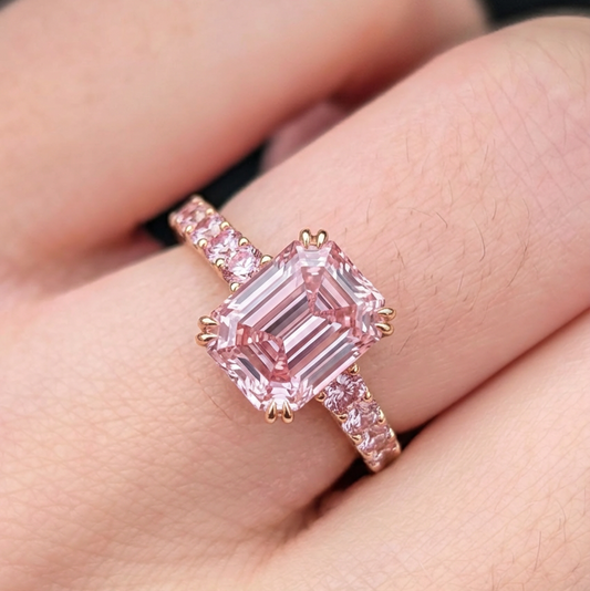 Camilla‘s Geometry Ring | A Secret Glasshouse in Pink