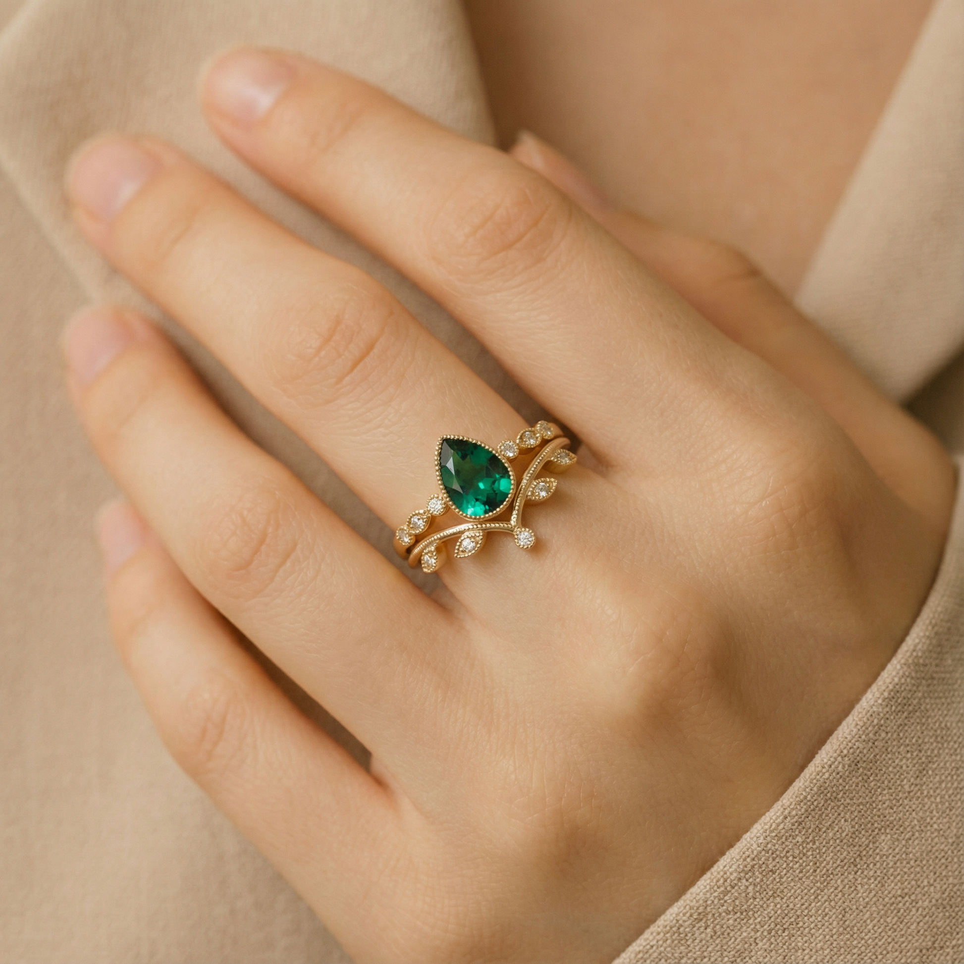 Pear Shaped Lab Emerald Yellow Gold Ring Set 2pcs