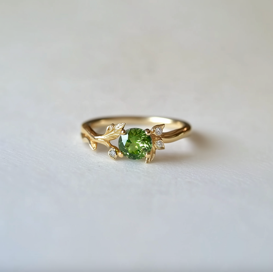 Lumière Verte Peridot ring, Solid Gold Peridot Engagement ring