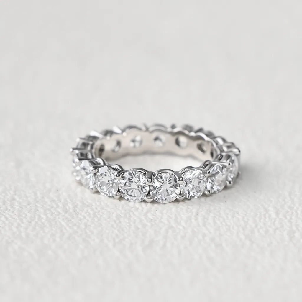 The Encircled Light | Round Cut Full Eternity Ring