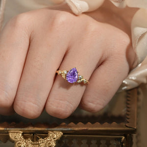 Daisy Promise｜Pear Shaped Purple Sapphire Engagement Ring