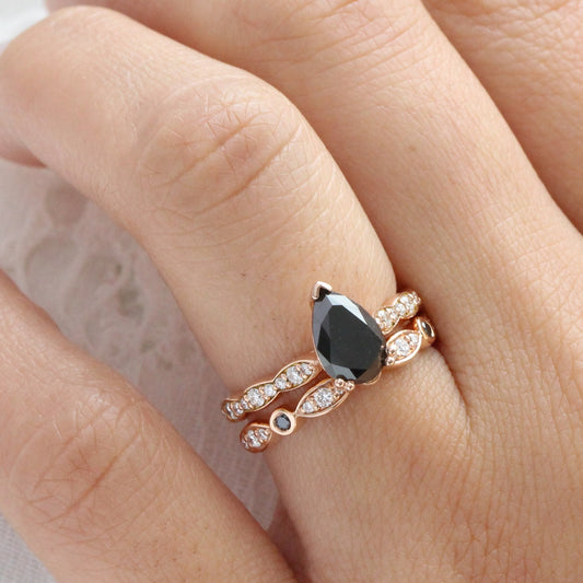Grace Solitaire Black Diamond Ring Set w/ Pear Diamond and Bezel Wedding Band