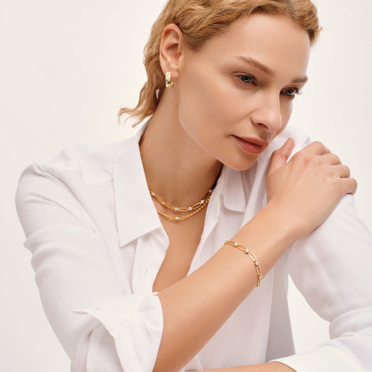 Radiant Floral Gold Link Bracelet - Stellaradorn