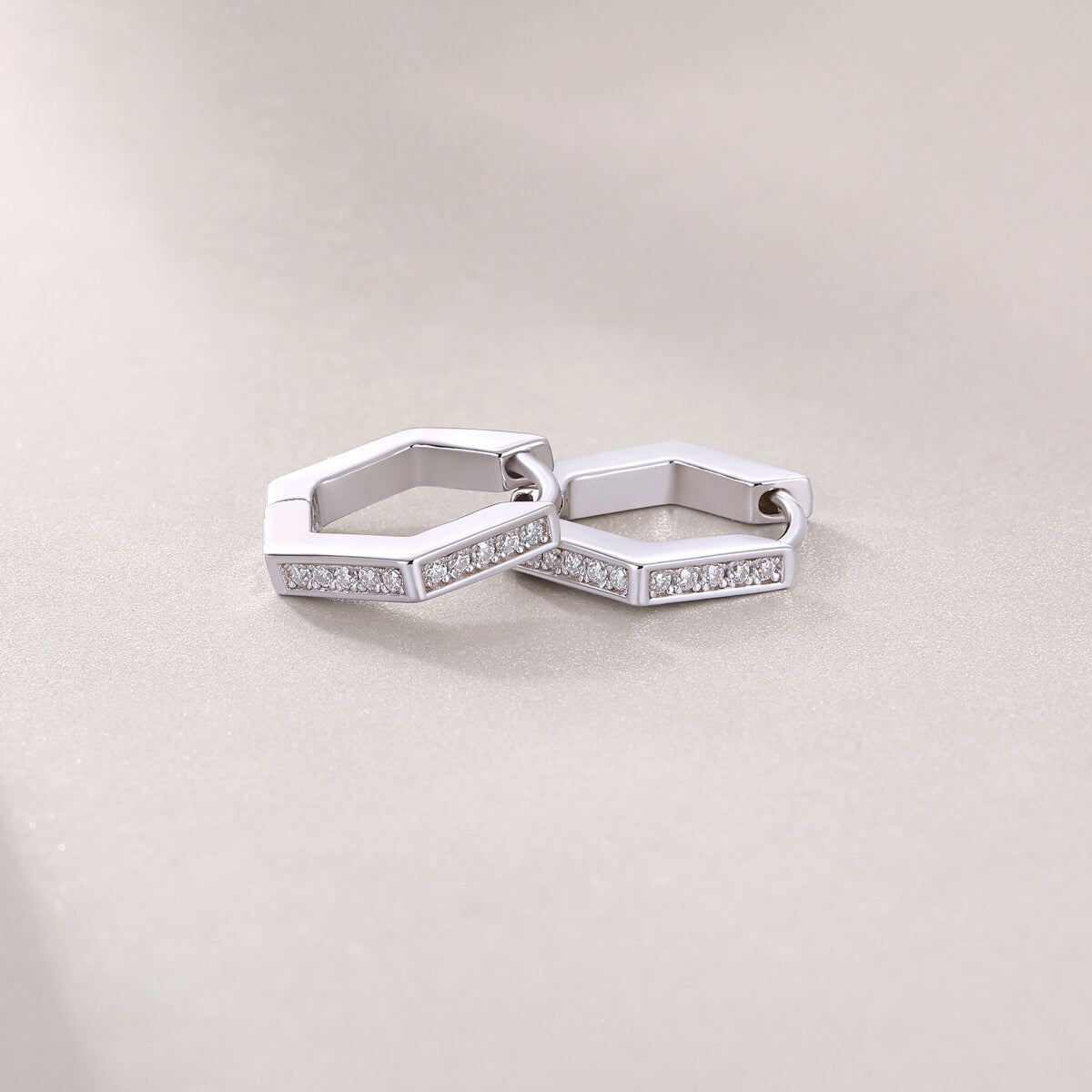 Modern Sparkling Geometric Hoop Huggies Earrings-Unisex
