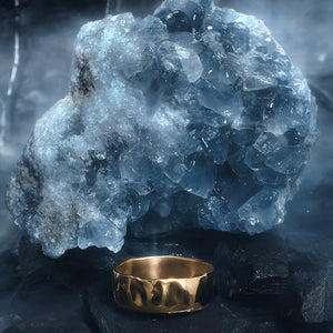 The Wide Flow Band – Man’s Ring in Liquid Gold Finish